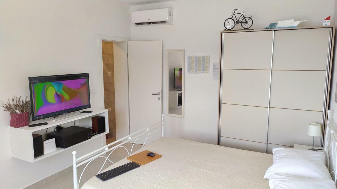 Studio Apartment Luce Marina Eksteriør bilde